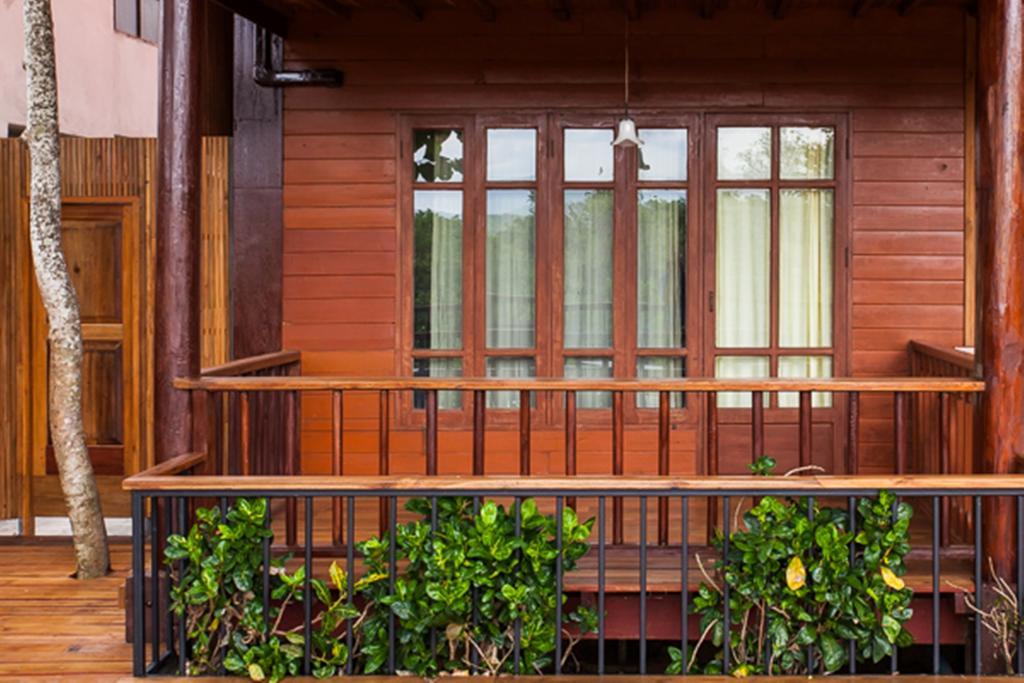 Riverhouse-The Teak House 매사리앙 외부 사진